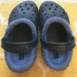 Navy crocs with fleece lining